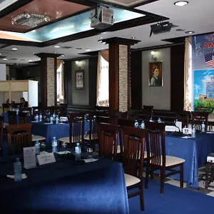 Hotel Bar Restaurant America